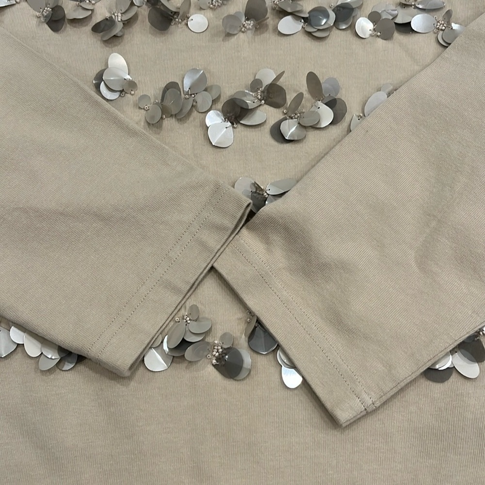 NEW J Crew Mariner Jersey Long Sleeve Tee Floral Embellished Light Khaki Medium - Picture 11 of 12
